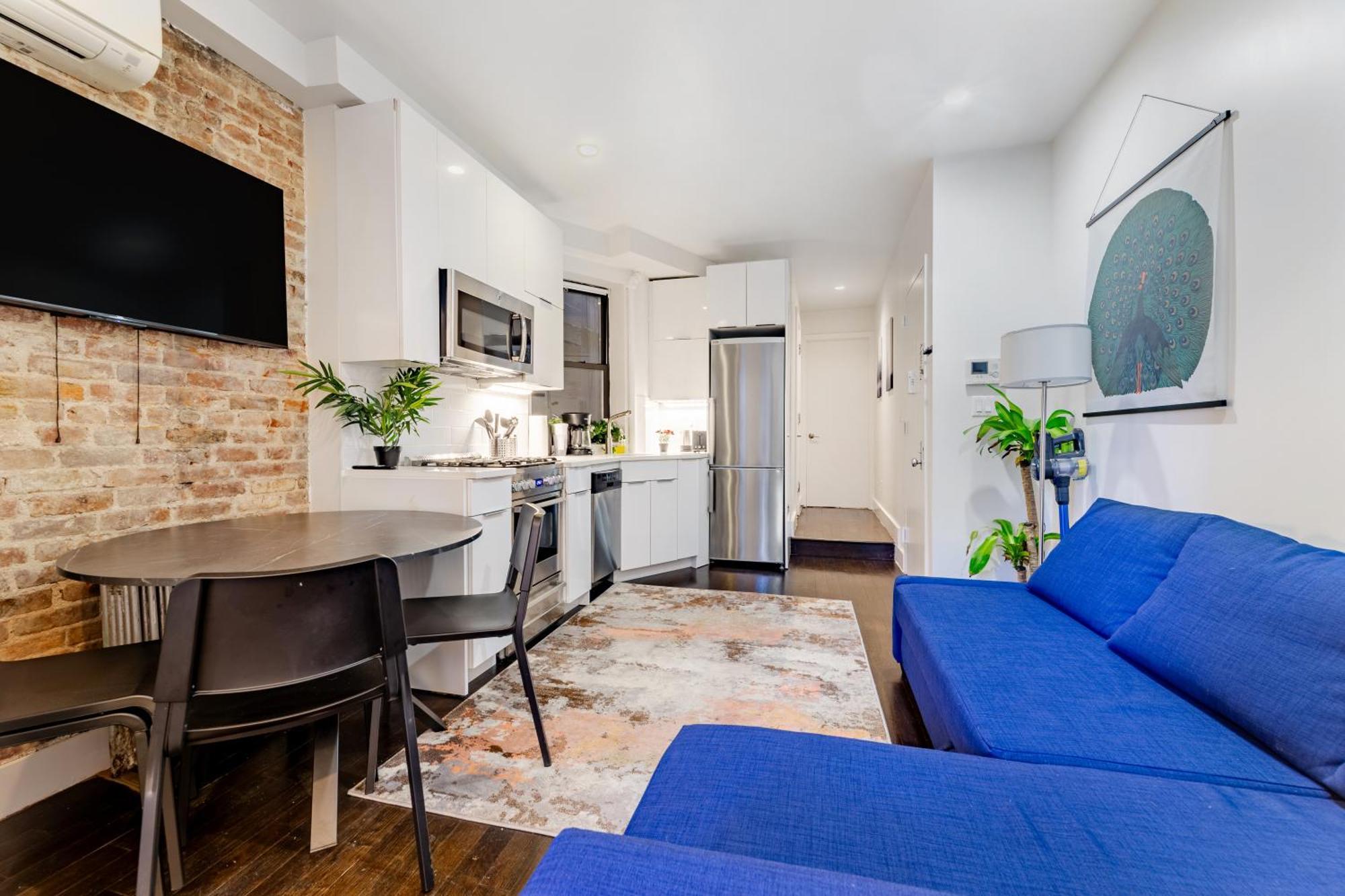 Explore The Authentic Designers 2bd In Hudson Yards Pangsapuri